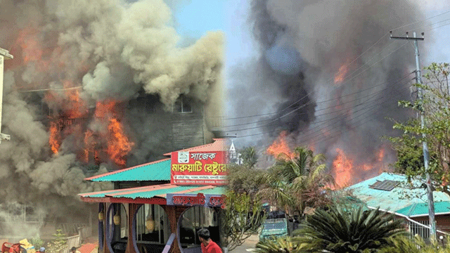 সাজেক ভ্যালিতে রিসোর্টে ভয়াবহ আগুন