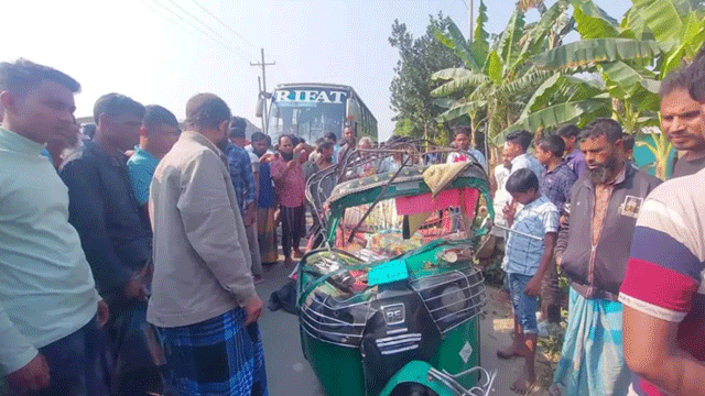 শেরপুরে বাস-অটোরিকশার সংঘর্ষে নিহত ৬