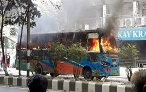 বাসে আগুন: বিএনপির ৩ নেতা গ্রেপ্তার