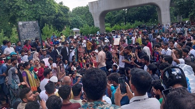 পুলিশের বাধার মুখে শিক্ষার্থীদের মার্চ ফর জাস্টিস কর্মসূচি