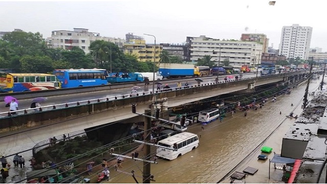 মৌসুমি বৃষ্টিপাতে প্লাবিত চট্টগ্রামের নিম্নাঞ্চল 