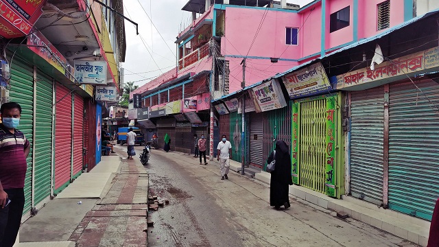 বাগেরহাটে চলছে দ্বিতীয় দিনের লকডাউন, আক্রান্তের হার ১২ শতাংশ বৃদ্ধি