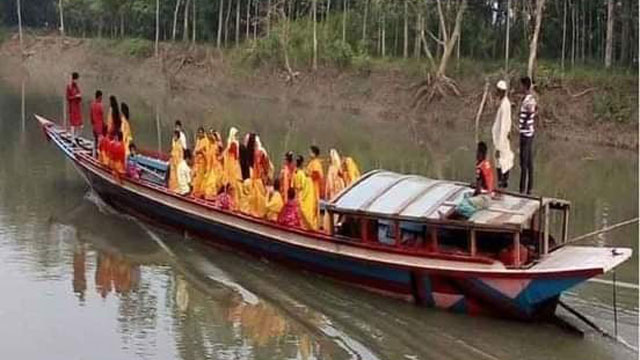 গাইবান্ধায় বরযাত্রীবাহী নৌকা ডুবে নিহত ১, আহত ৭