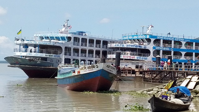 ৪ দিন পর হাতিয়ায় নৌ চলাচল শুরু