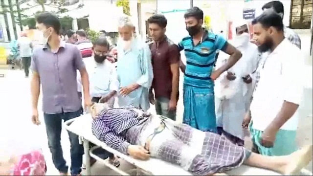 সাতক্ষীরার কালিগঞ্জে চলন্ত বাসের নিচে ঝাঁপ দিয়ে এক ব্যক্তির আত্মহত্যা