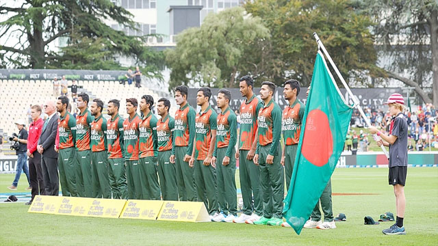 ব্যাটিং শুরুর পর বেড়ে গেল বাংলাদেশের লক্ষ্য