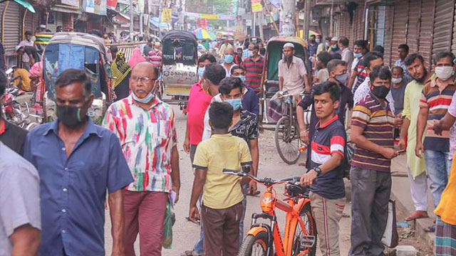 করোনা সংক্রমণের উচ্চ ঝুঁকিতে ৩২ জেলা