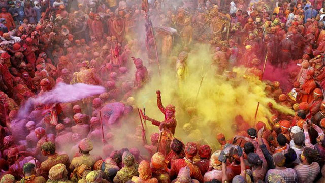 ভারতে সকল উৎসবে প্রকাশ্যে জনসমাগম নিষিদ্ধ