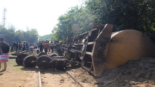 ২৯ ঘণ্টা পর সিলেটের রেলযোগাযোগ সচল