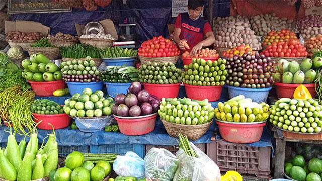 বাজারে সবজির দাম অস্বাভাবিক