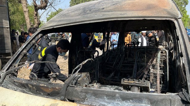 করাচি বিশ্ববিদ্যালয়ে বিস্ফোরণ, তিন চীনাসহ নিহত ৪