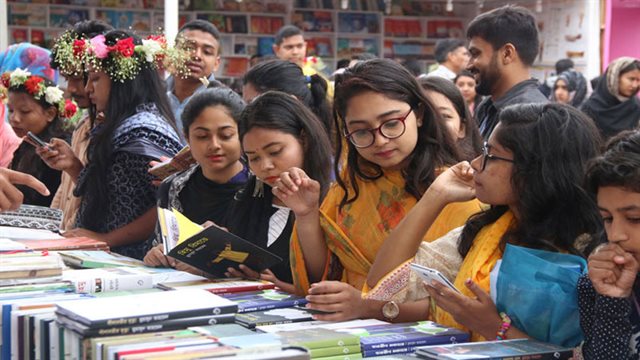 দুই সপ্তাহ পেছাতে পারে বইমেলা