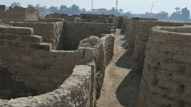 মিশরে তিন হাজার বছর পুরনো নগরী আবিষ্কার