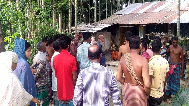 ফকিরহাটে বালিশচাপা দেওয়া নারীর মরদেহ উদ্ধার