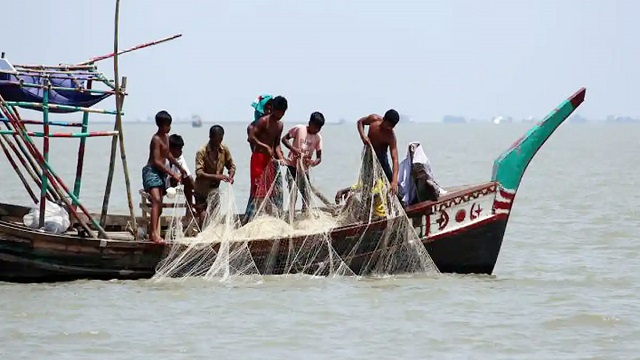 মার্চ-এপ্রিল ৫ অভয়াশ্রমে মাছ ধরা নিষিদ্ধ