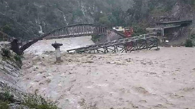 ভারত ও নেপালে বন্যা-ভূমিধসে মৃতের সংখ্যা ২০০