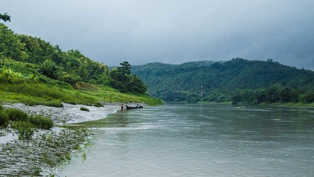 বান্দরবা‌নে সাঙ্গু নদীর তী‌রে ৪ জ‌নের লাশ উদ্ধার