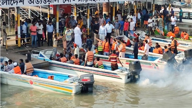 ১৫৭ দিন পর শিমুলিয়া-বাংলাবাজার ও মাঝিরকান্দি নৌরুটে পুনরায় চালু হলো স্পিডবোট